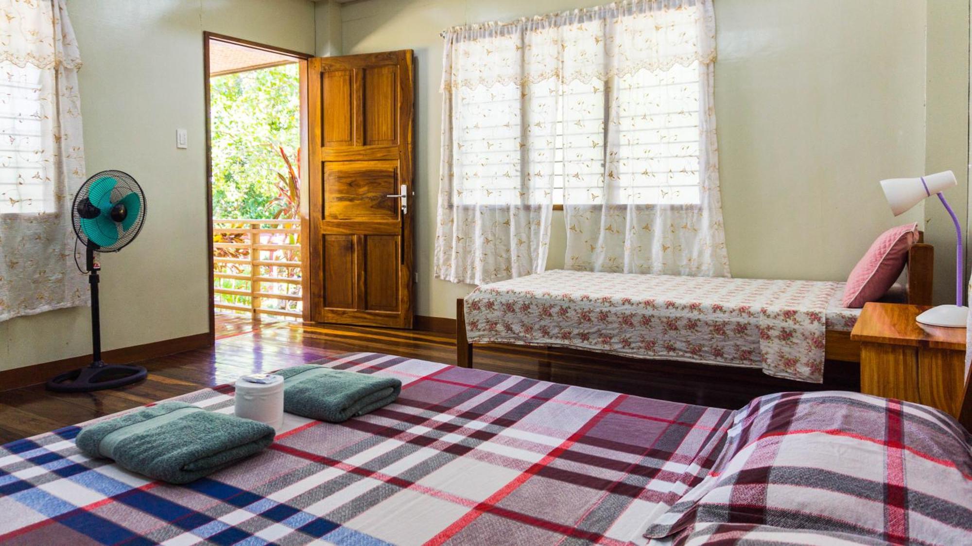 High Chaparral Cottages El Nido Exteriör bild